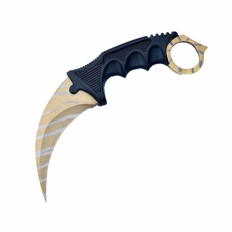 13 Cm Jdm-Style Cs:Go Claw Knife Vinyl Decal For Cars, Vans, And Campers 1