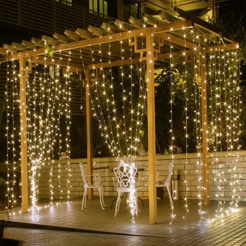 300-Led String Curtain Light With Remote Control (3M) 1