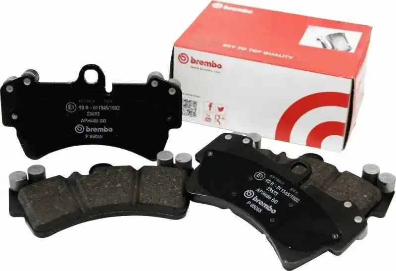 Brembo Front Ceramic Brake Pads – Premium Nao Replacement For Audi A4 (2000–2006), A8 (1999–2000), Vw Passat (1999–2005) 1