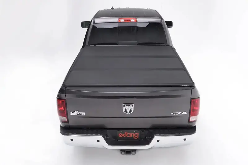 Extang Solid Fold 2.0 Tonneau Cover – Compatible With Ram 1500/2500/3500 (2012–2023) 1