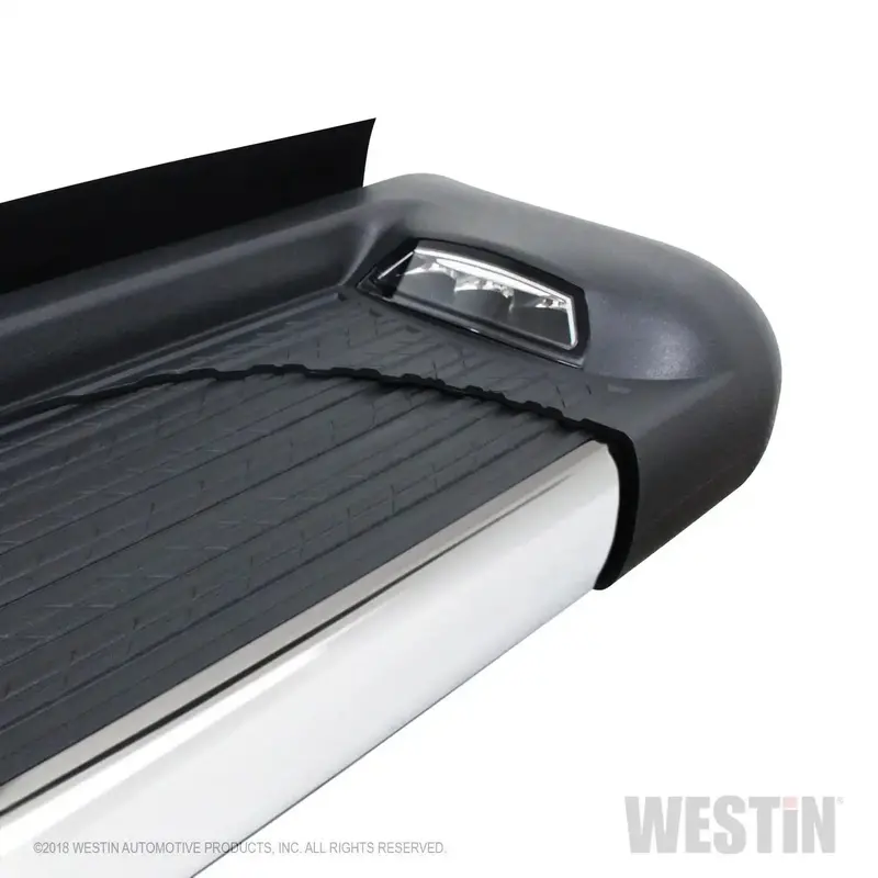 Westin Sg6 Led Illuminated Running Boards – Crew Cab Fit 1
